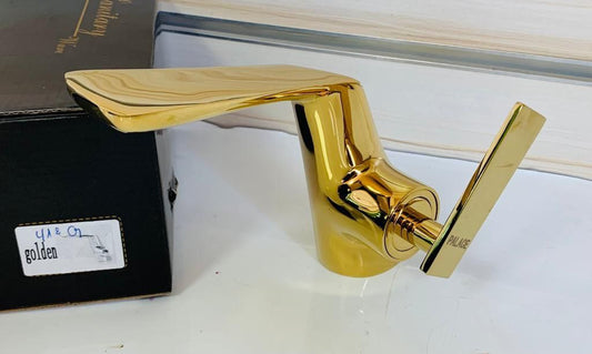 Robinet de salle de bain